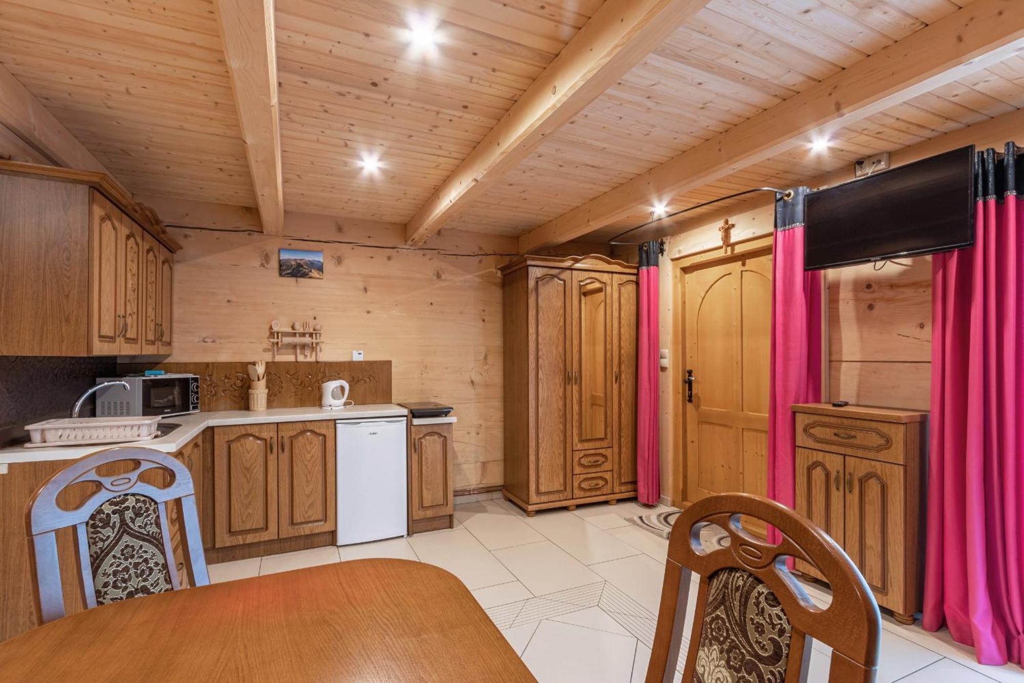 Lesny Dwor Bed & Breakfast Murzasichle Luaran gambar